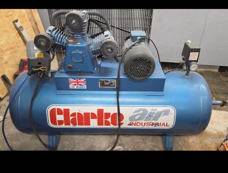 Clarke 4hp 200l compressor vfd driven single or 3 phase 