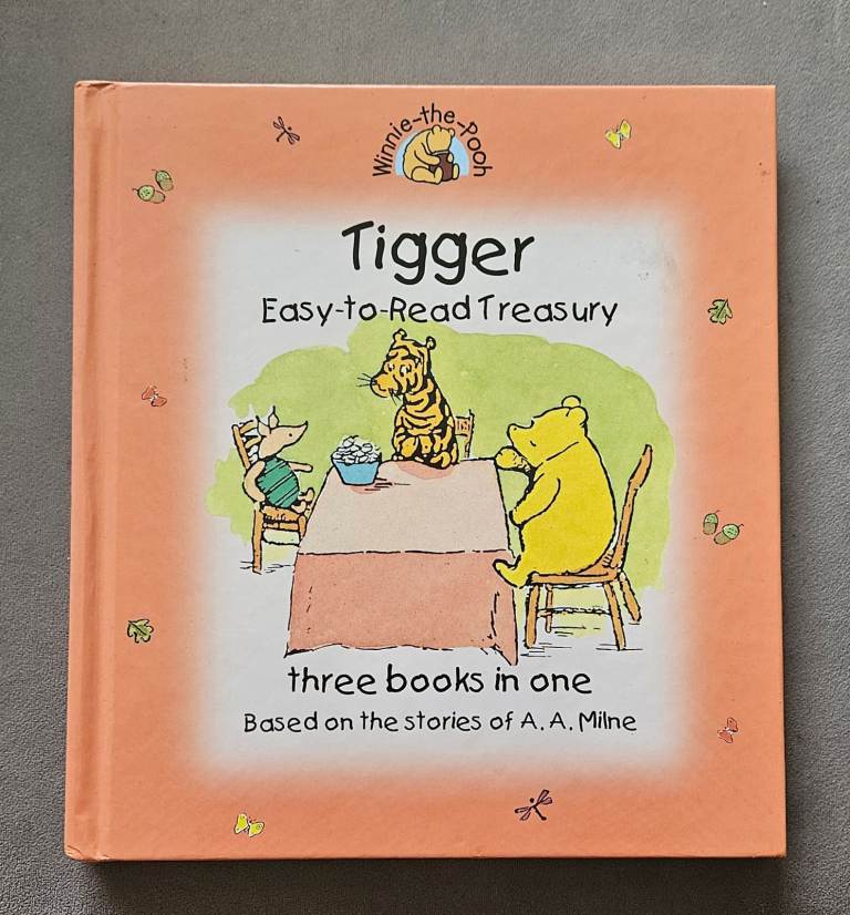 Tigger Easy to Read Treasury / A A Milne / kids book