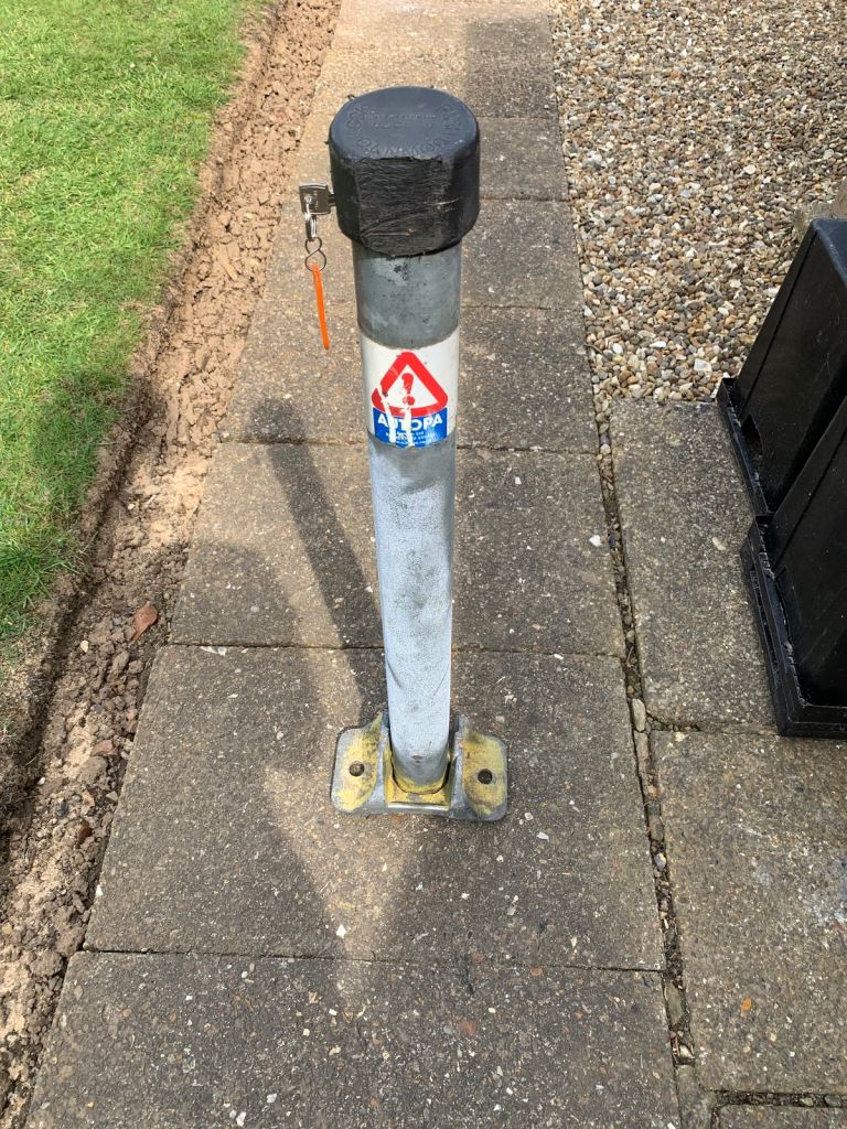 Parking bollard