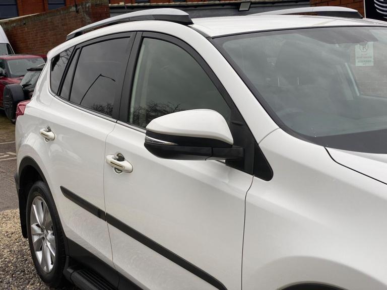 2013 Toyota RAV4 2.2 D-4D Invincible 4WD Euro 5 5dr ESTATE Diesel Manual