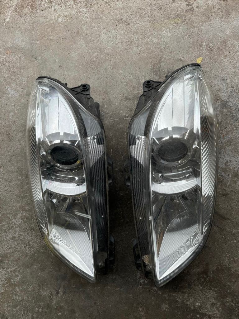 Skoda Fabia headlights