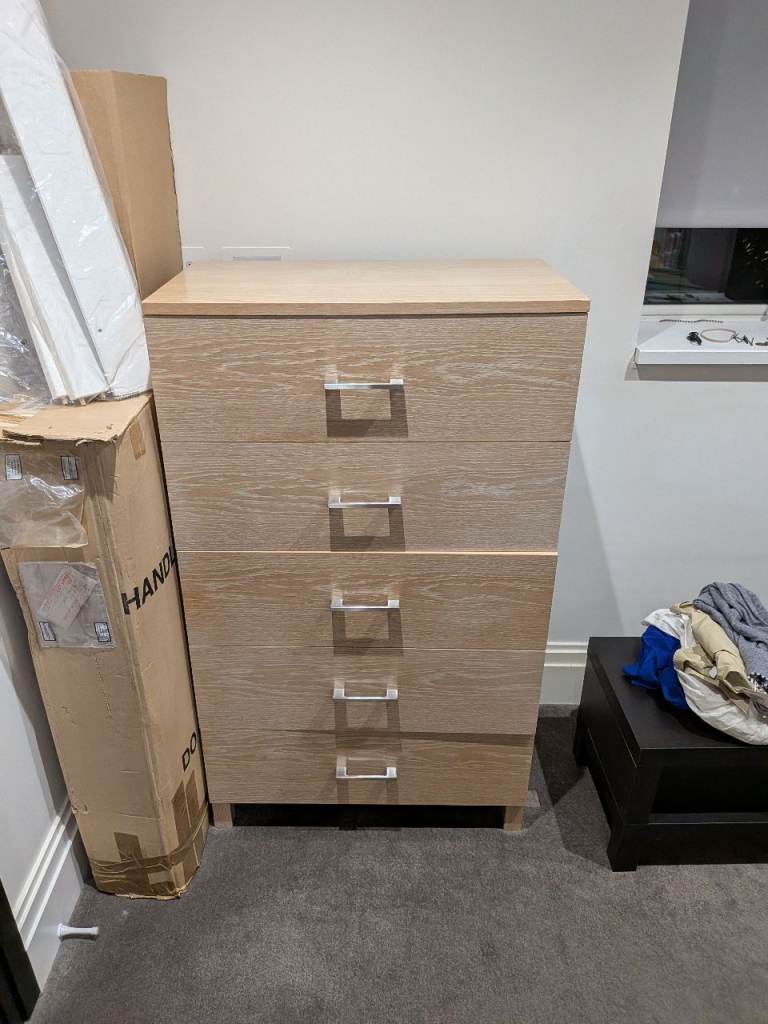 Light Wood Chest of 5 Drawers - Good Condition
