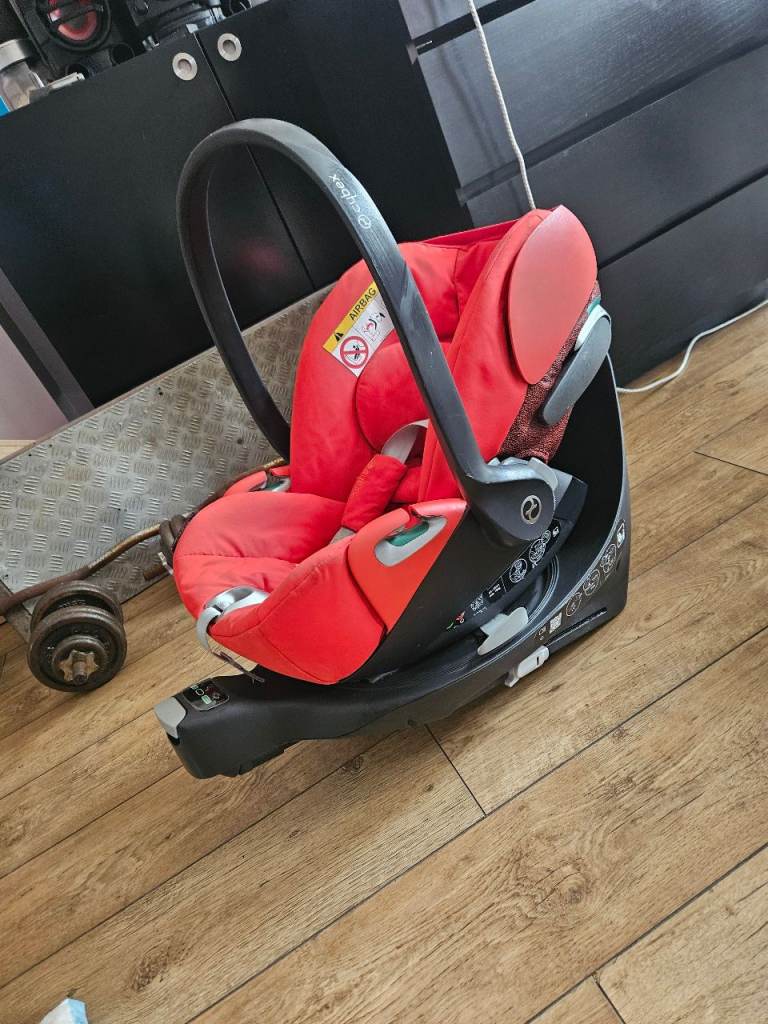 Cybex Aton 5 Car Seat - Red, Good Condition