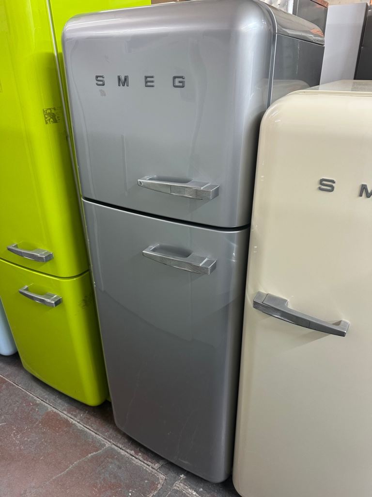 SILVER SMEG FAB30 FRIDGE FREEZER 