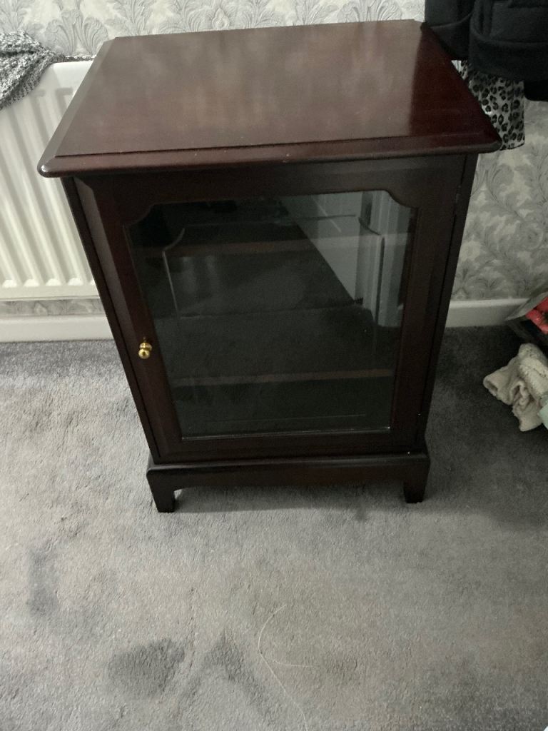 The Stag Minstrel Hi-fi Cabinet