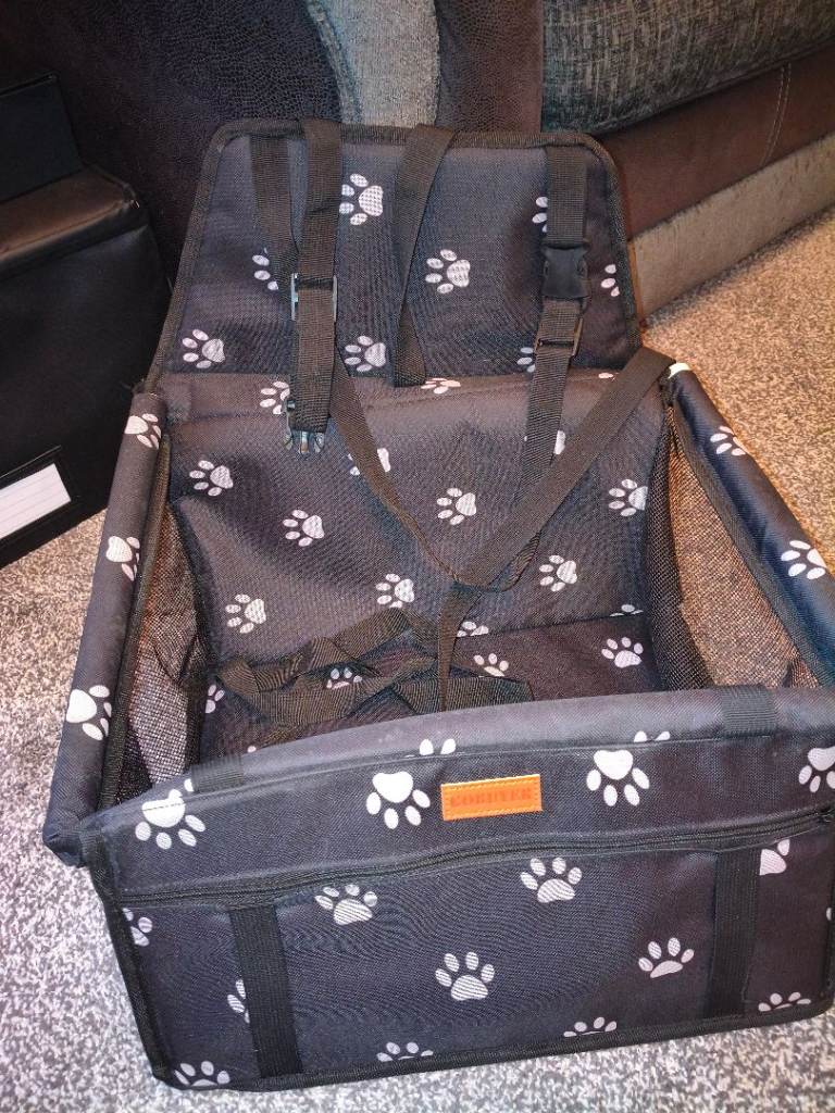 Small dog car seat