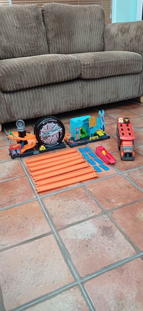 Hot Wheels Track Set