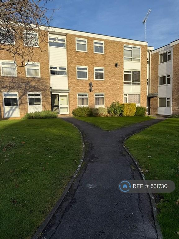 2 bedroom flat in Patching Hall Lane, Chelmsford, CM1 (2 bed) (#631730)