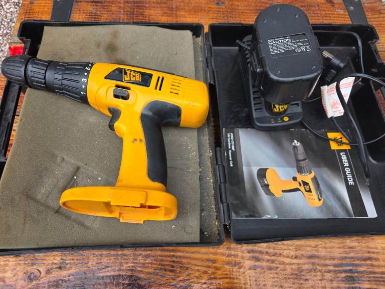 Jcb cordless drill requires new batteey