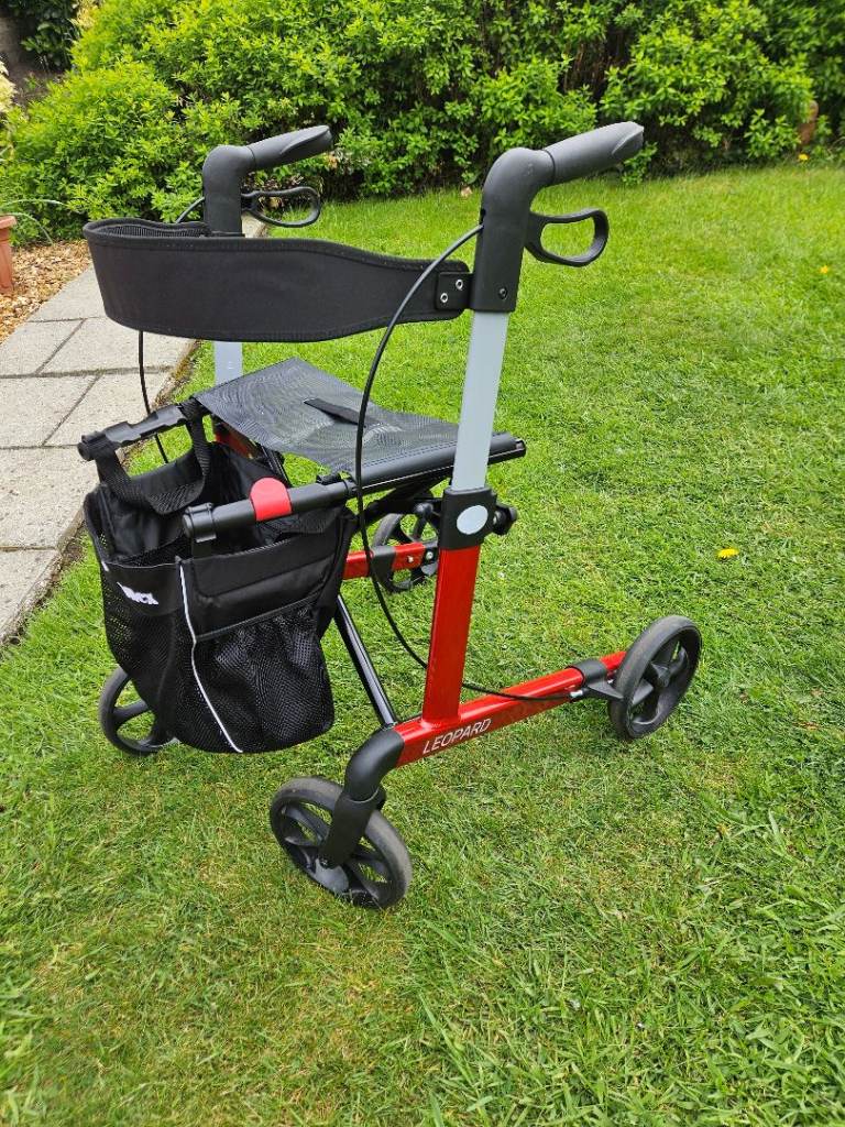 Leopard Rollator walker