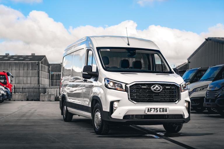 MAXUS DELIVER 9 2.0 DIESEL 150PS MANUAL HYDRAULIC WORKSHOP HOSE VAN TOP SPEC