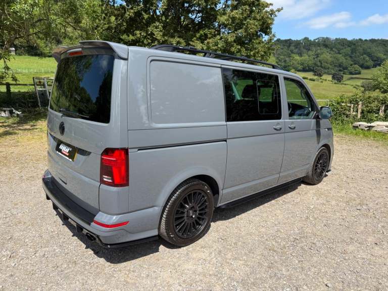 VW Transporter T32 Kombi 204 DSG Highline, Huge Spec, Genuine Leighton Van Model