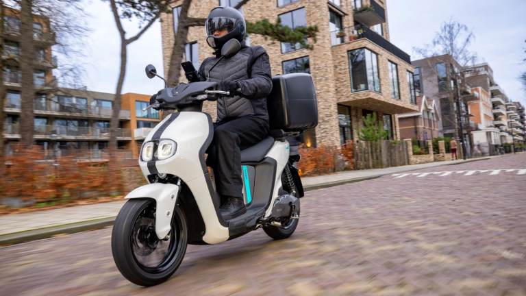 Rent electric moped for delivery work / £55 PER WEEK