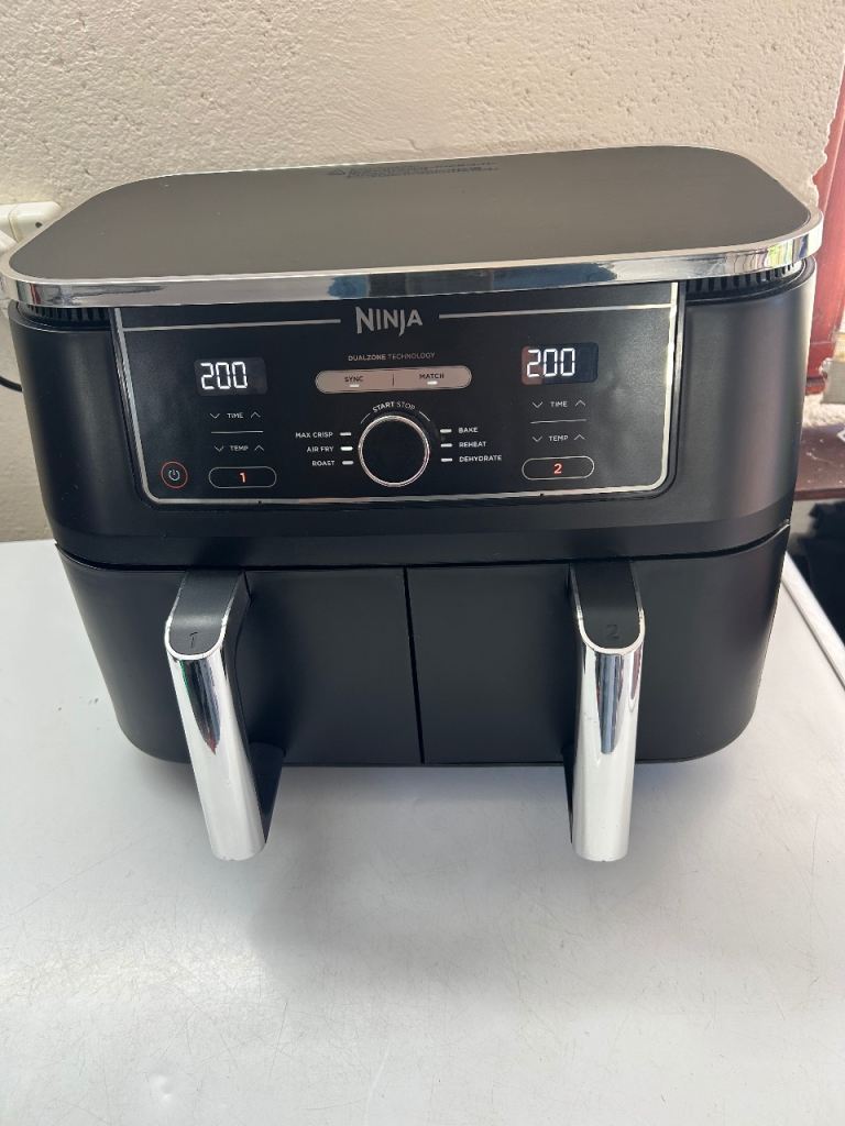 Ninja Foodi MAX Dual Zone Air Fryer AF400UK