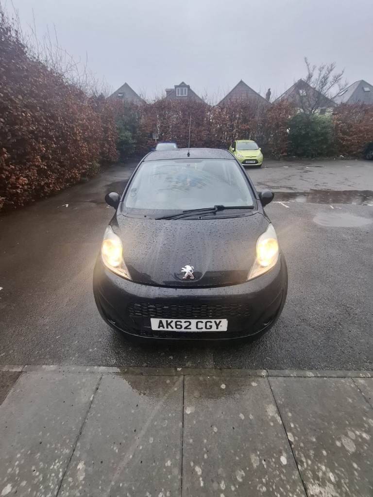 Peugeot, 107, Hatchback, 2012, Manual, 998 (cc), 3 doors