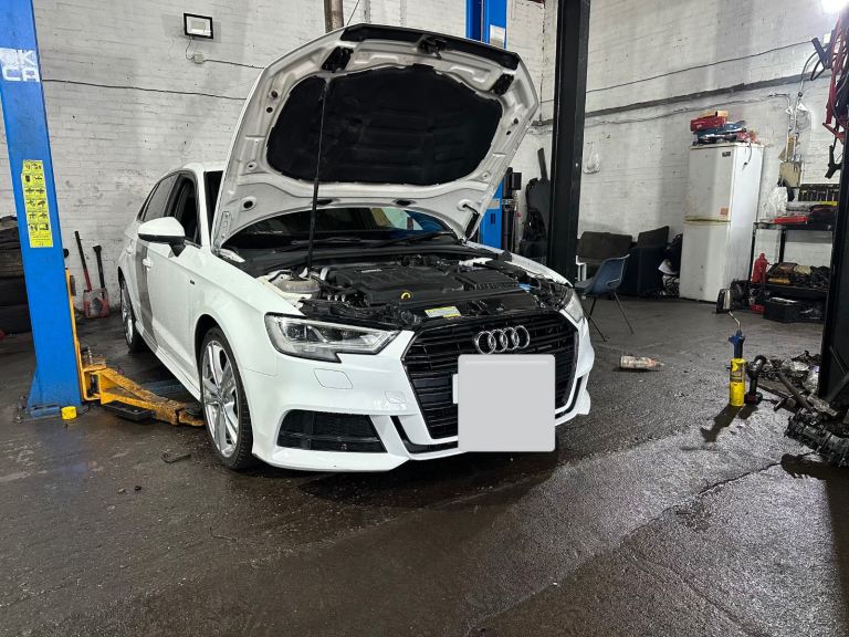 Audi, A3, Hatchback, 2016, Manual, 1598 (cc), 5 doors