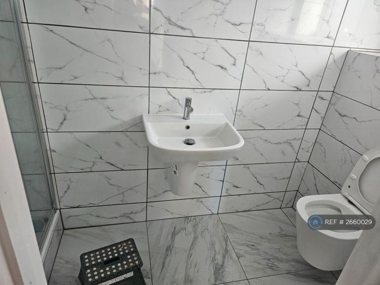 Studio flat in Patterdale Road, Dartford, DA2 (#2660029)