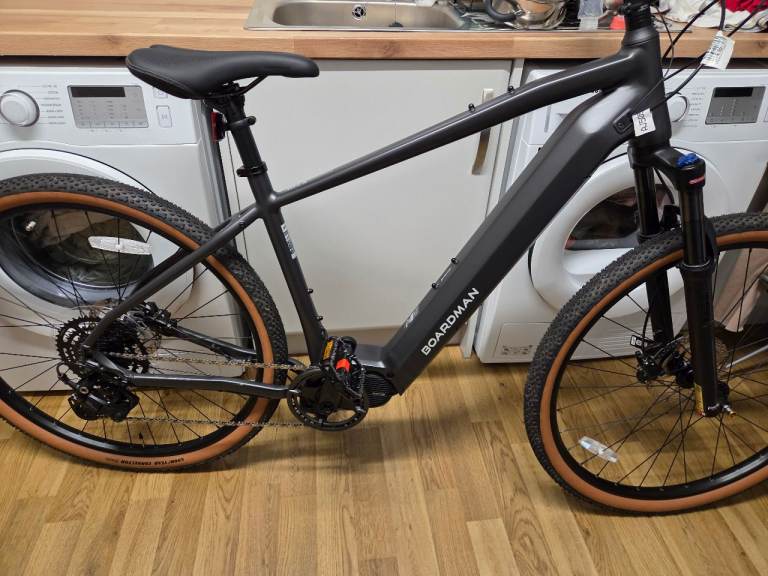 BOARDMAN PEDAL ASSIST