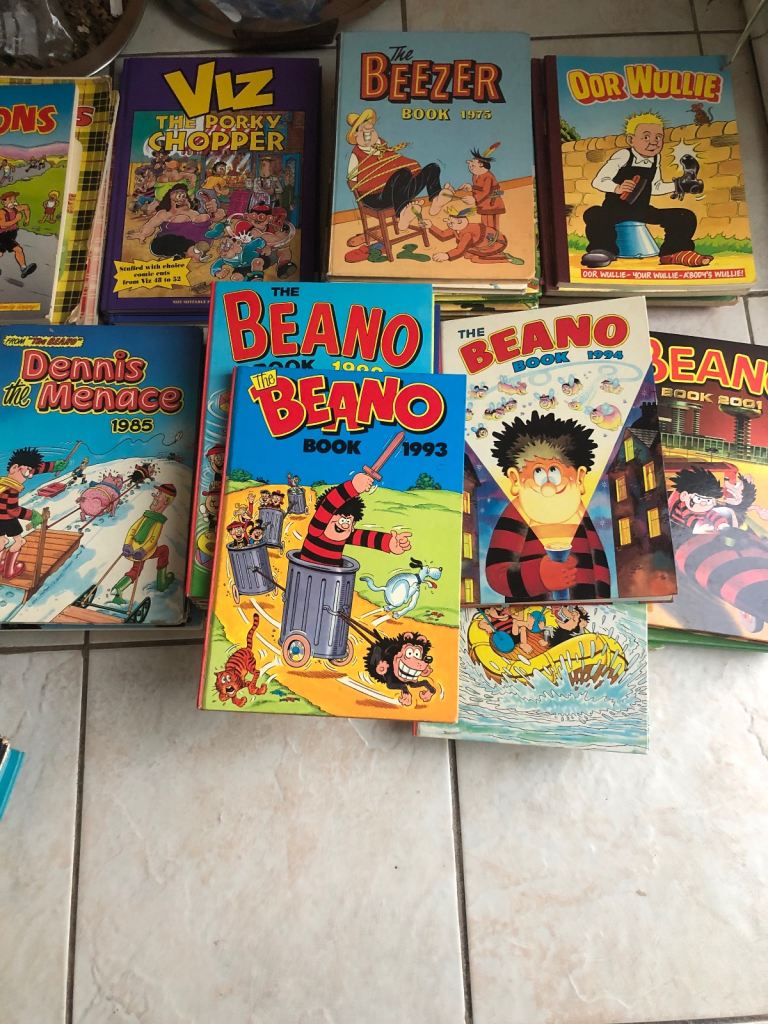 18 Hardback Beano Annuals 