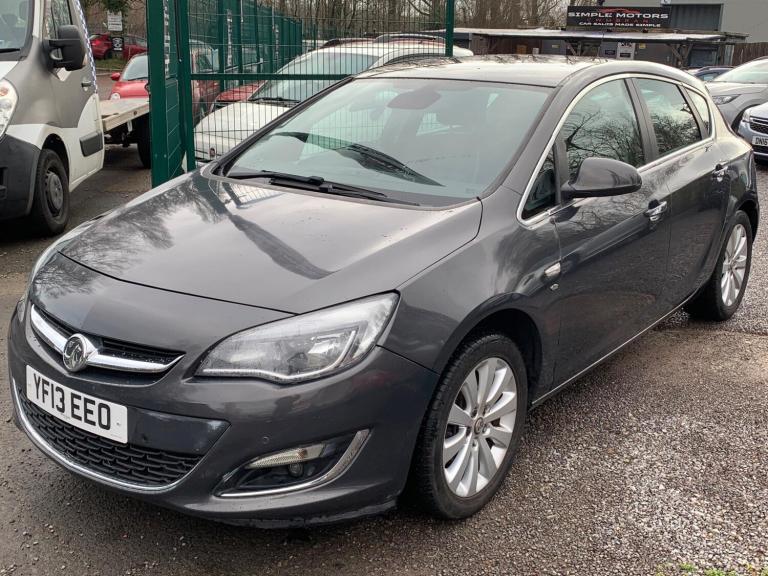 2013 Vauxhall Astra 2.0 CDTi 16V ecoFLEX Elite [165] 5dr HATCHBACK DIESEL Manual