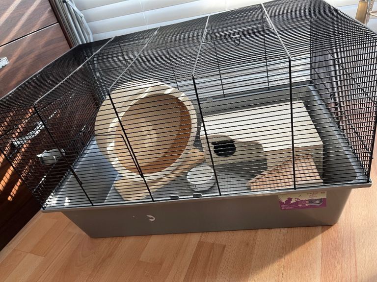 Large pet cage for small animals