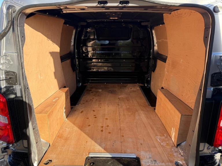 2019 Vauxhall Vivaro 1.5 Turbo D 2700 Dynamic L1 H1 Euro 6 (s/s) 6dr PANEL VAN Diesel Manual