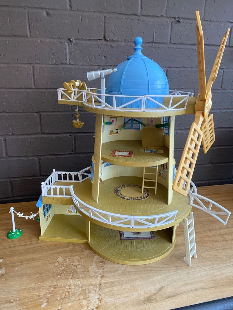 Sylvanian families field view windmill (original box included)