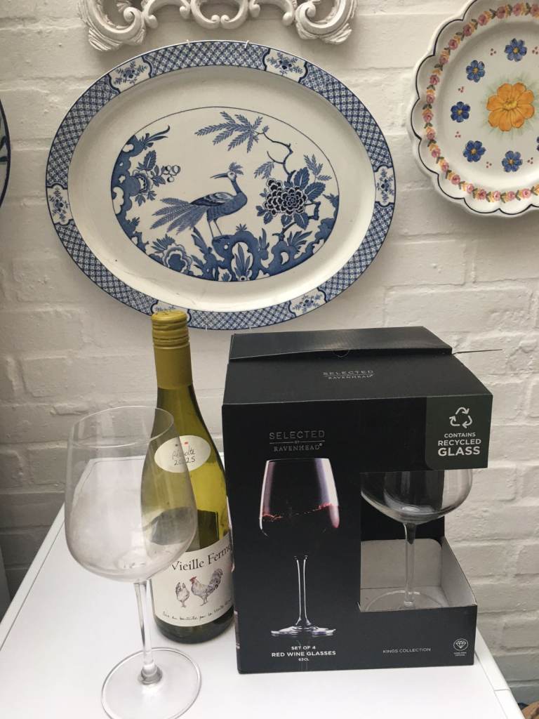 Set of red wine glasses, large