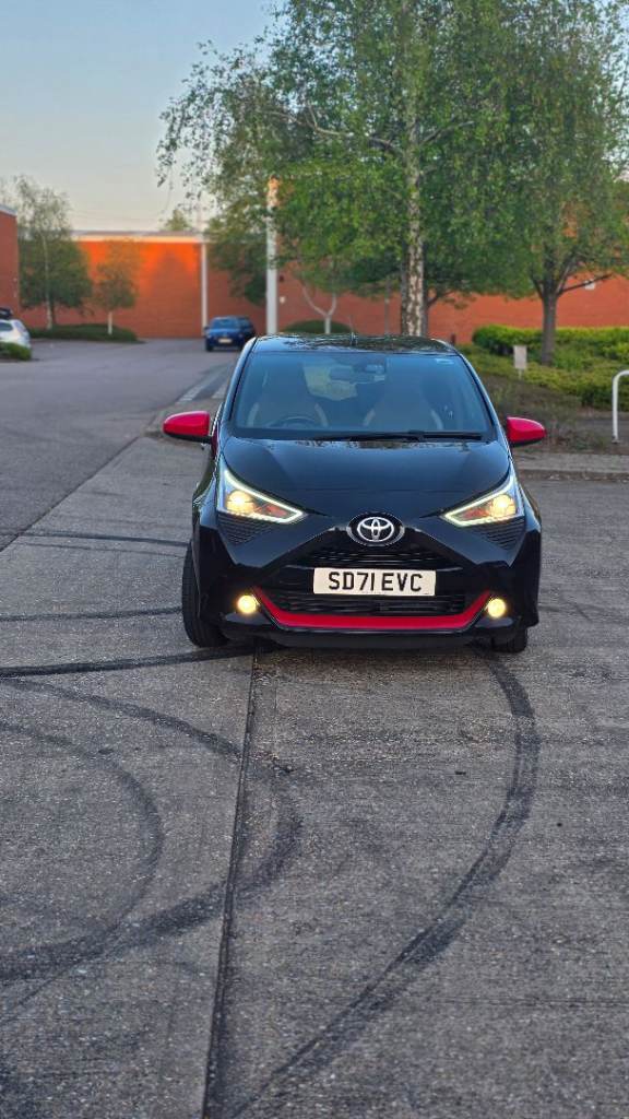 Toyota, AYGO, Hatchback, 2021, Manual, 998 (cc), 5 doors