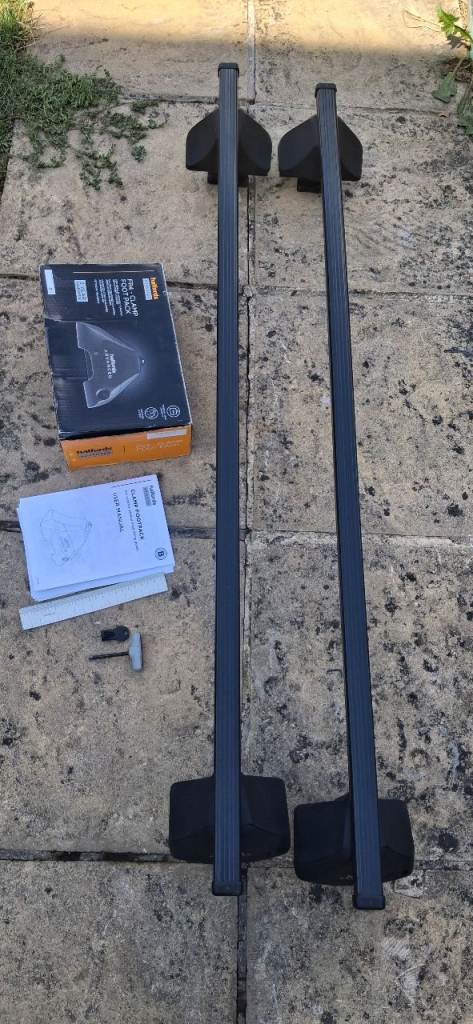 Full Set Roof Bars Ford Focus Mk3 5dr Hatchback 2011-2018. Free Fitting On Collection 