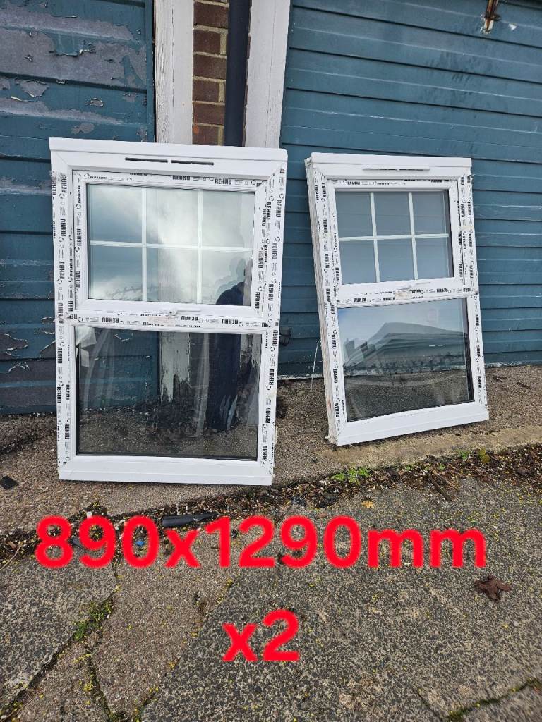 Upvc windows brand new condition fitted for 1 week wrong design bargain £75 each 