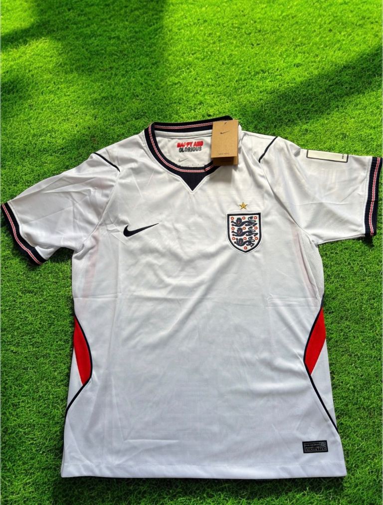 England Home Football Shirt 2026 Size Medium SAME DAY DISPATCH