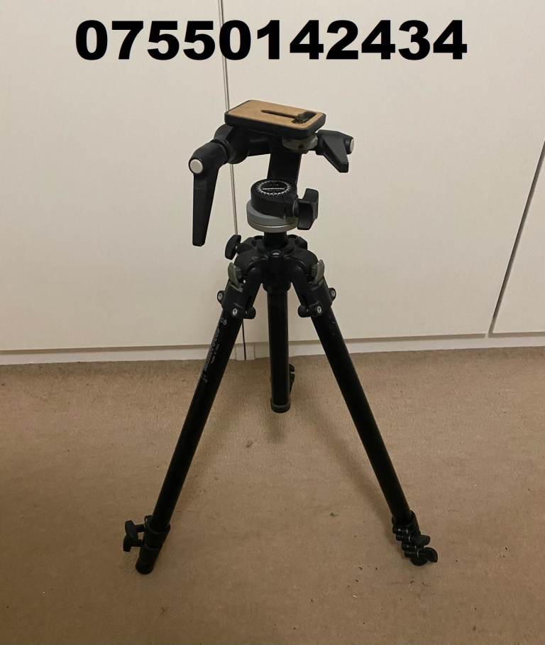 Manfrotto Art190B Professional Photography Tripod 056 Head Max Height 50"Inch
