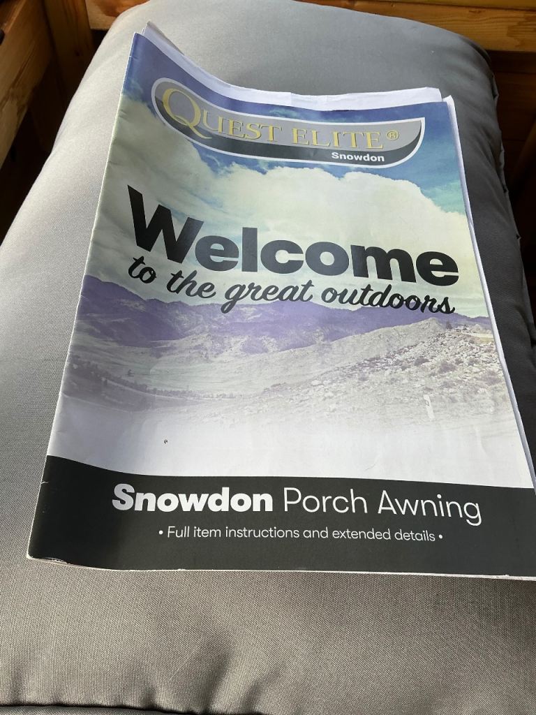 UNUSED QUEST 340 SNOWDON AWNING