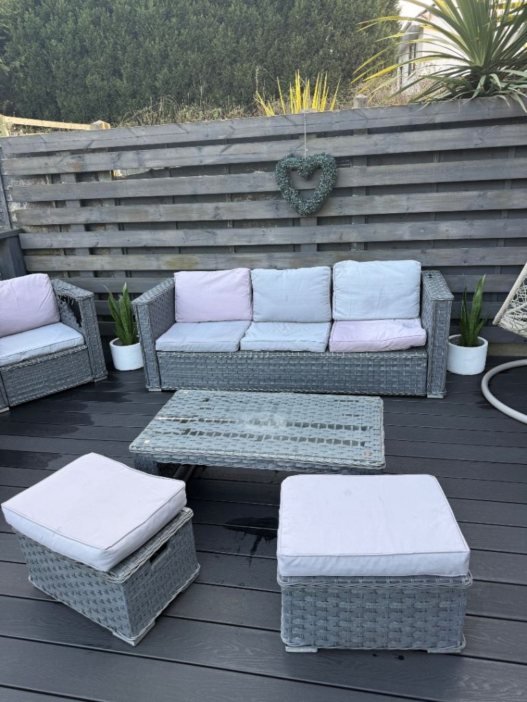 Grey rattan sofa set
