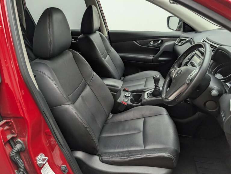 2016 Nissan X-Trail 1.6 dCi Tekna SUV 5dr Diesel Manual 4WD Euro 6 (s/s) (130 ps) - SUNROOF + C E...