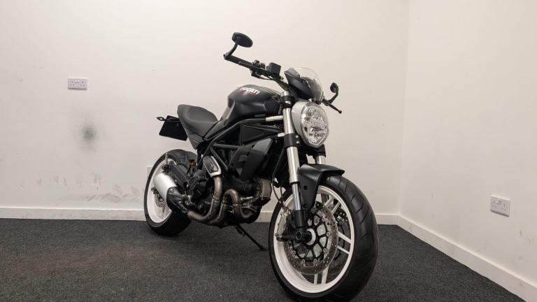 DUCATI MONSTER 797 PLUS ** LOW MILEAGE - TAIL TIDY - BELTS CHANGED **