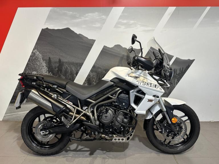 2018 TRIUMPH TIGER 800 XRT adventure sport bike, huge spec at craigs honda