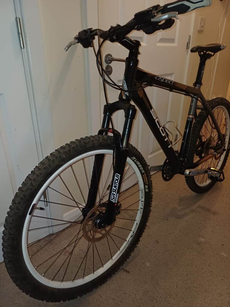 Title: Scott Aspect 35 Mountain Bike 26