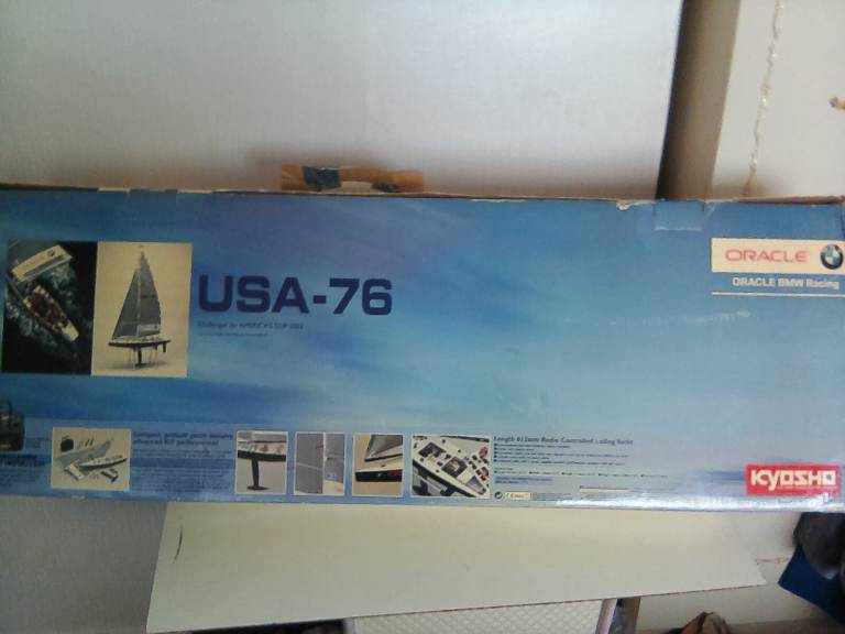 Kyosho Oracle USA -76 RC model yacht kit,
