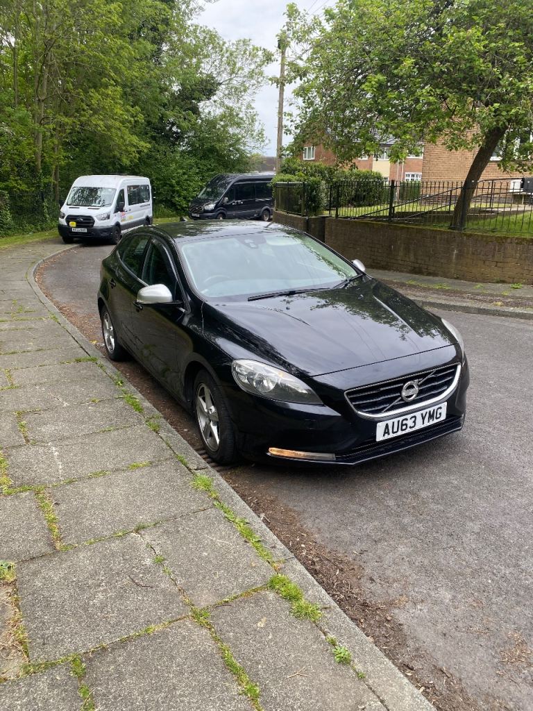 Volvo, V40, Hatchback, 2013, Manual, 1560 (cc), 5 doors