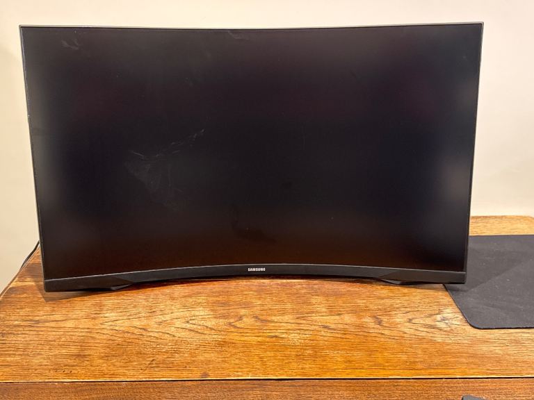 Samsung Odyssey G5 32 Inch Curved Monitor