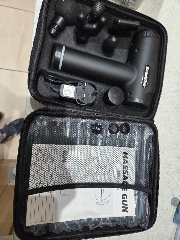 Beau wink massage gun
