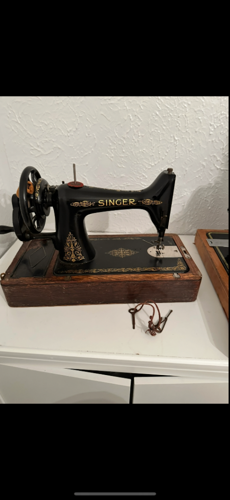 Singer sewing machine