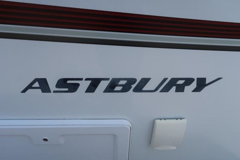 2017 SWIFT Astbury Major 4SB 