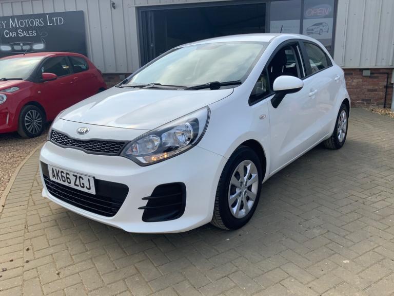 2016 Kia Rio 1.25 1 Air 5dr HATCHBACK Petrol Manual