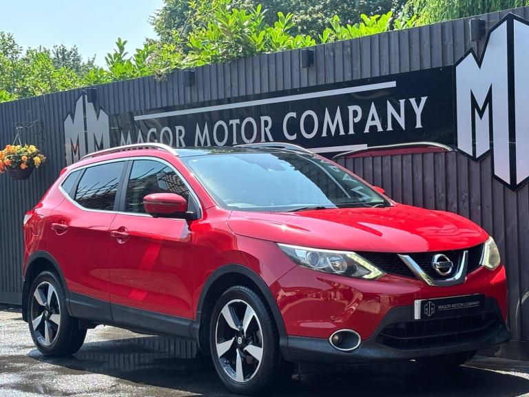 2015 Nissan Qashqai 1.6 DiG-T N-Tec+ 5dr HATCHBACK PETROL Manual