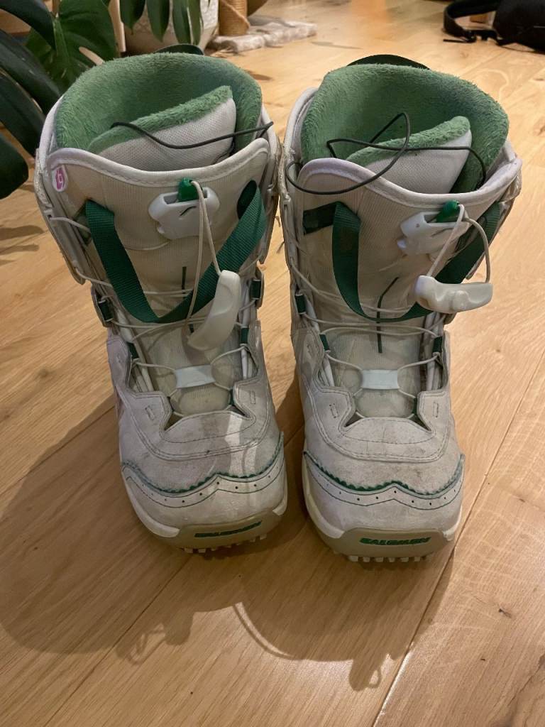 Salomon - Snowboard boots (UK 5)
