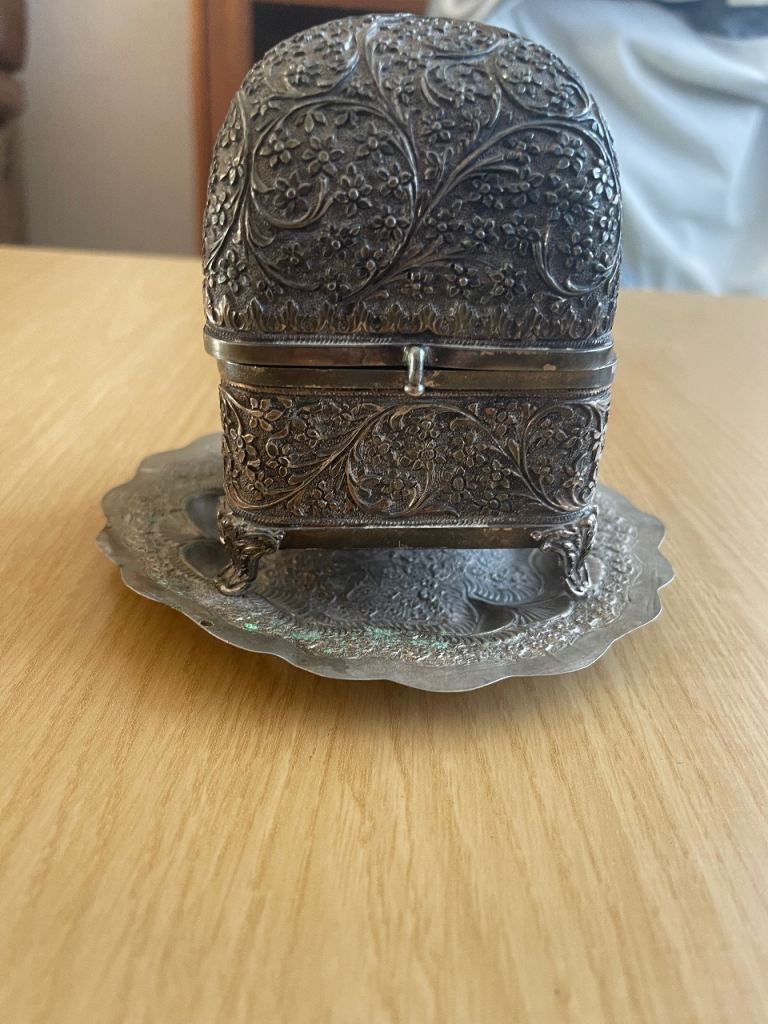 Antique PURE SILVER Box From India approx 200yrs old 🔥🔥🔥🔥🔥