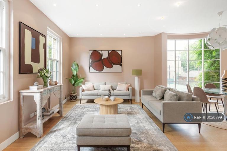 3 bedroom flat in Grove Lane, London, SE5 (3 bed) (#3028799)